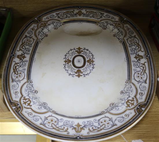 A Wedgwood Arabesque pattern large oval meat platter, 54 x 45cm
